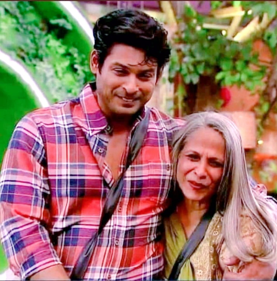 We all know Sid's Love for his Mother, he always talked about her in BB...the way he was clingy & never let her go. She instilled the Right Qualities in him & taught him to be always Honest.1/3 @sidharth_shukla #SidharthShukla