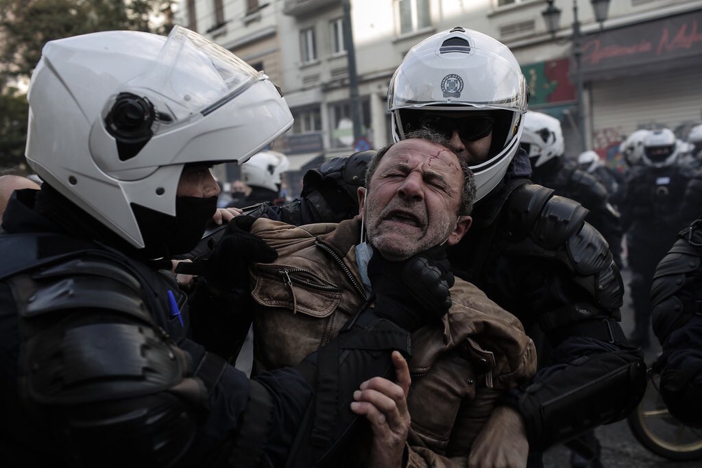 Δε θα σχολιάσουμε τίποτα παραπάνω...
Μόνο αυτό!

Ξεφτίλα υπουργέ Χρυσοχοίδη!

#κυβερνηση_Μητσοτακη 
#Πολυτεχνειο 
#απαγορευση_συναθροισεων