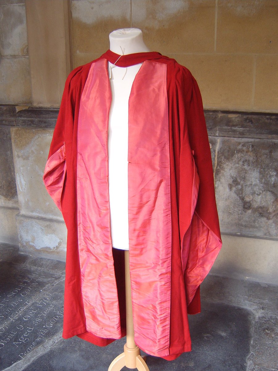 Like this special item in our Archive: the original London University PhD robe! Claret superfine wool lined with Oxford MA crimson shot silk. It belonged to Dr Isabel Turnadge (nee Soar) BSc 1906; BSc (hons) 1917; PhD 1921, one of the 1st women in the UK to earn a PhD