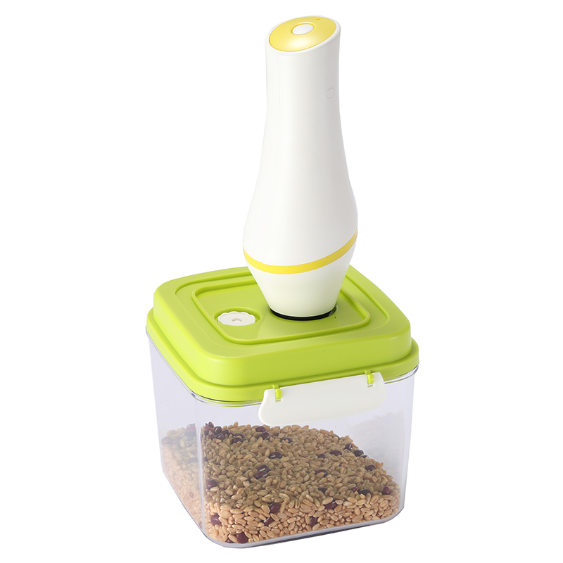 unitopchina's tweet photo. The Unitop Rectangular Canister keeps foods fresh longer in the refrigerator and pantry. Microwave-safe material makes reheating fast and convenient. One set with 3pcs included saves the freight charge.#vacuumsealer #vacuumpackingmachine #vacuumsealingsystem #vacuumcanister https://t.co/3HbR2c2pvV