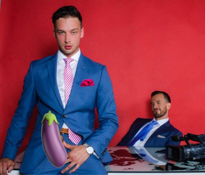 Zucchini time at @officialmenatplayspain  #suits https://t.co/6cCUVpv10P https://t.co/nGyS4WkuXa