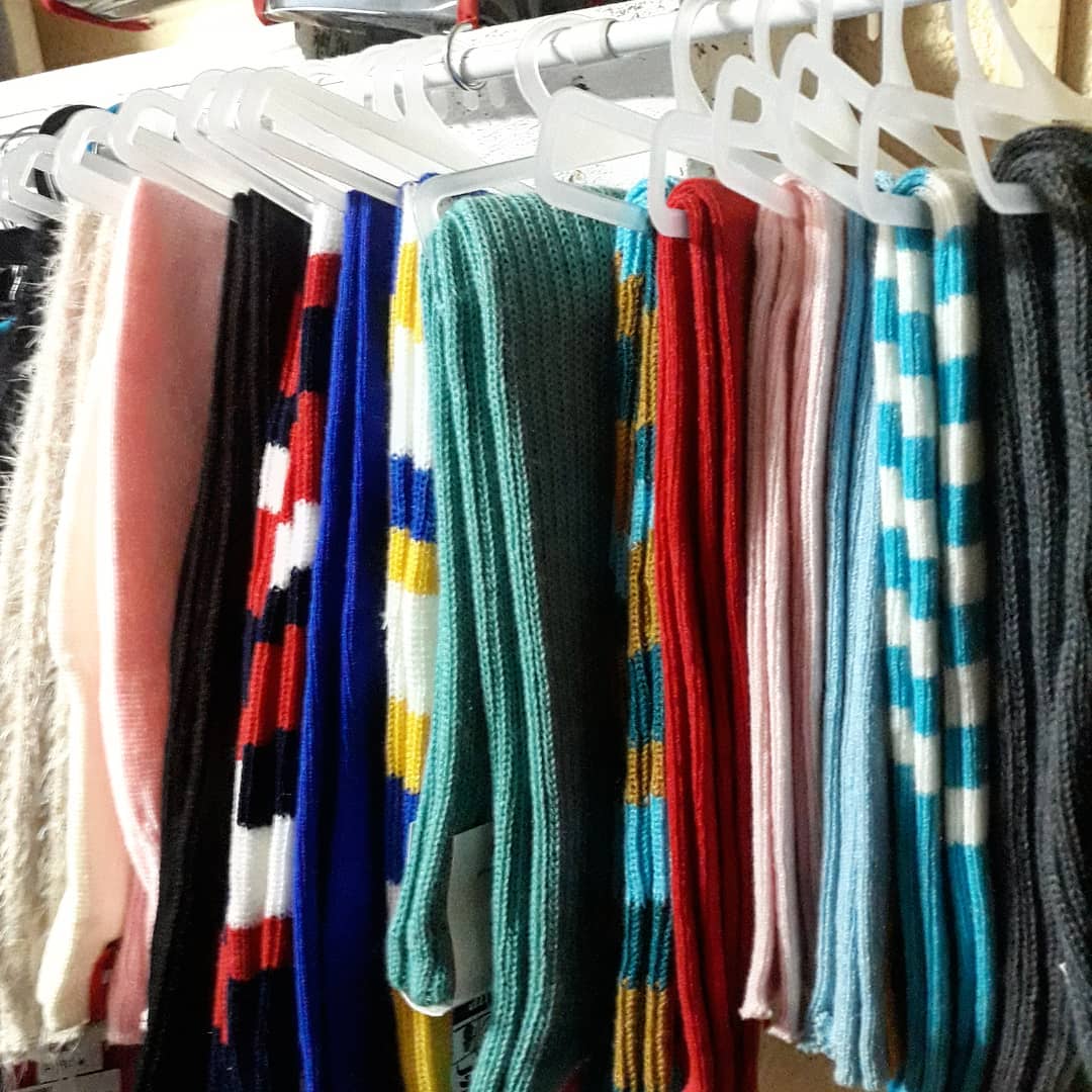 metropolitanma4's tweet photo. Getting ready for colder weather. Which color/s should I pick? 

#scarves #winter #coldmonths #Toronto https://t.co/12JCQNrmbe