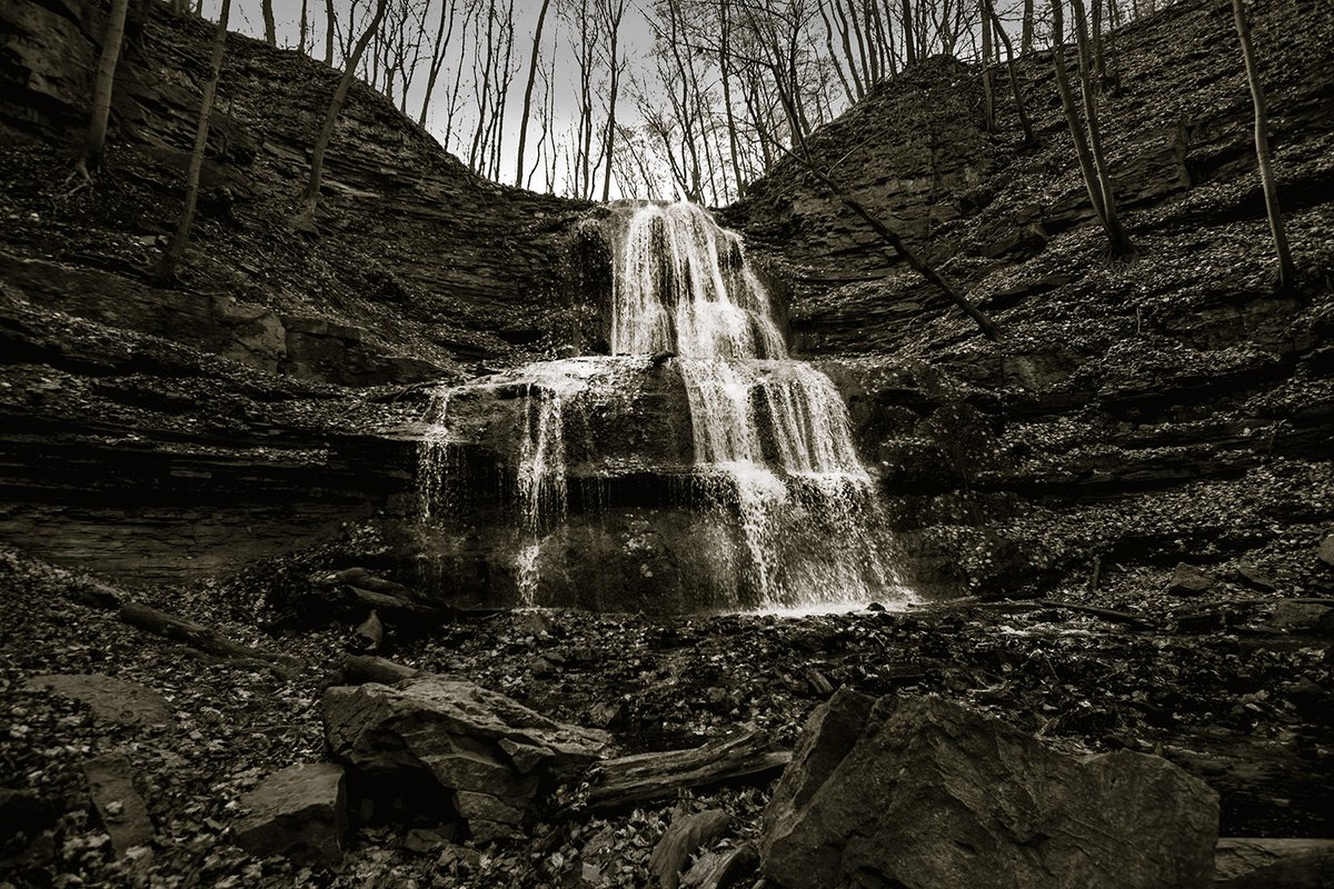 rickmcginnis's tweet photo. A day trip to the waterfalls of Ancaster, and my first time out of Toronto in nearly a year https://t.co/rc2BB6DxQJ #lockdowntravel #waterfalls #TravelTuesday #travelphotography #Hamilton #travel #photography #landscapephotography #myfujifilm https://t.co/ehxKkOclpu
