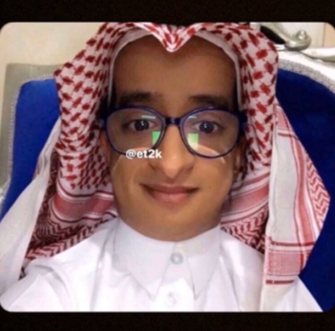 #تحب_المربربه_او_النحيفه من وجهه واضح وش يبي 😂💔