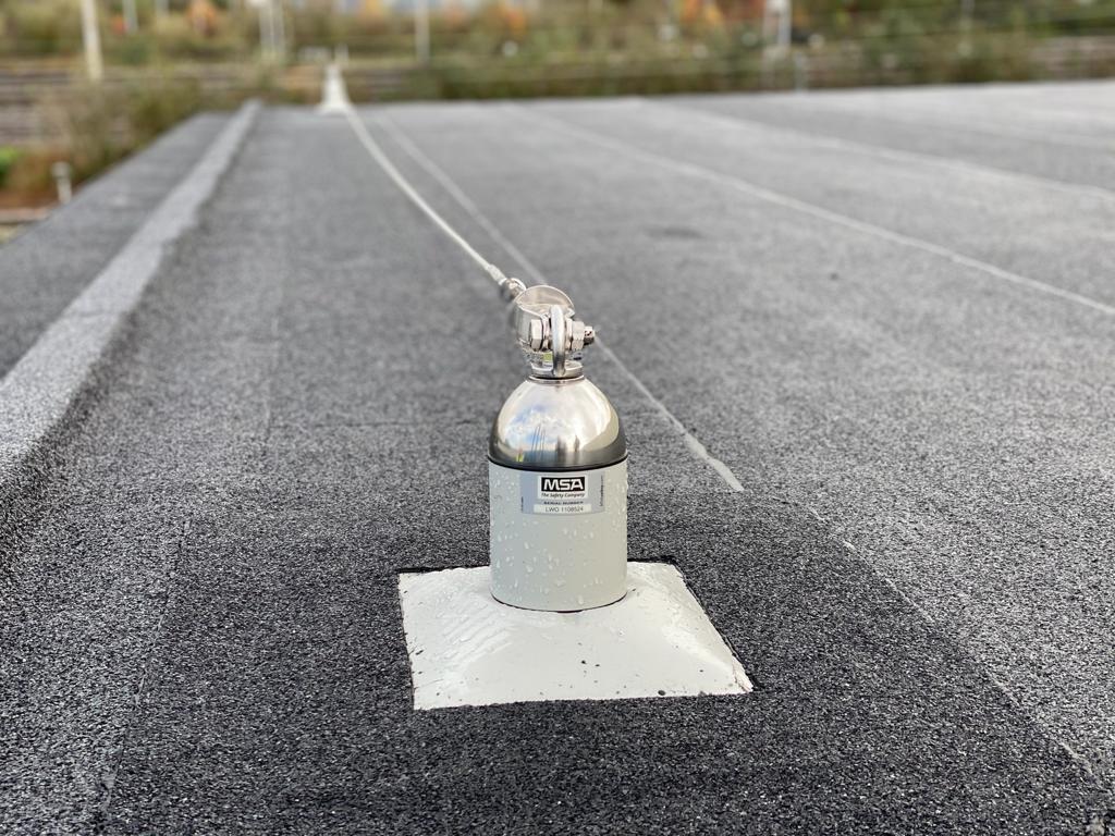 WPAltd's tweet photo. Our London Team have just completed this 460lm of Latchways CFP system. Client very happy with the results. Well done to all involved in the project.
#wpa #teamwork #safety #latchways https://t.co/jSfszDitkW