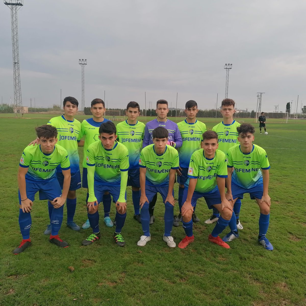 🟢🔵 JUVENIL 🟢🔵

✔️ Nuestros juveniles se han medido este fin de semana al @CDCaxtonCollege 

💪🏼 Pese a que el resultado no fue el mejor, los nuestros ya están pensando en el próximo partido
