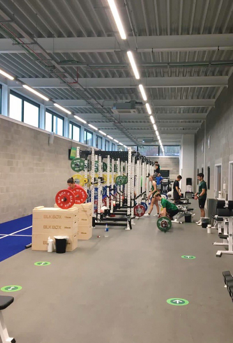 Great to get into the @sportatstirling new performance gym 🤩 Brilliant new equipment & space 💚🏋🏼‍♀️ #bleedgreen #gains