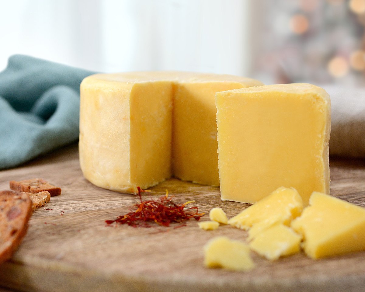 delicariofood's tweet photo. Earthy and grassy notes of pure Jiloca saffron bring a distinctive flavour to Delicario’s exceptional hand-made Saffron Cheese, produced from pasteurised sheep’s milk by Quesos Hontanar in Aragon using ancient shepherd traditions. Say cheese! #cheese #saffron #gifts https://t.co/S9o9nOBqcG
