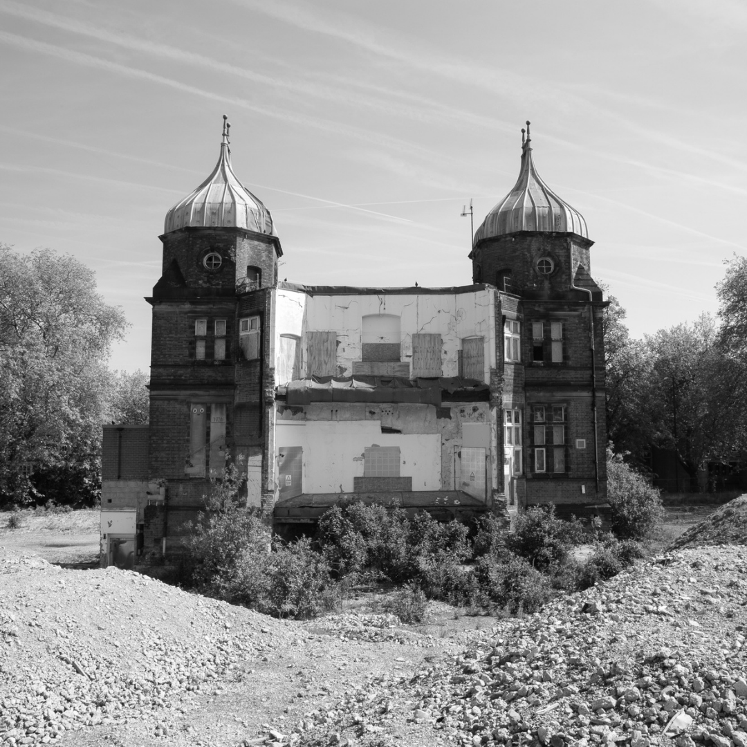 wavensmere's tweet photo. #TransformationTuesday!

One of our favourite projects to date. The restoration of the Victorian Pepper Pot buildings which date back to the 1800's. 

Read more about this development here https://t.co/PTraxXRHI7

@MarketingDerby #derby #history #restoration #newhouses #CGI https://t.co/fEvaNzgOC2