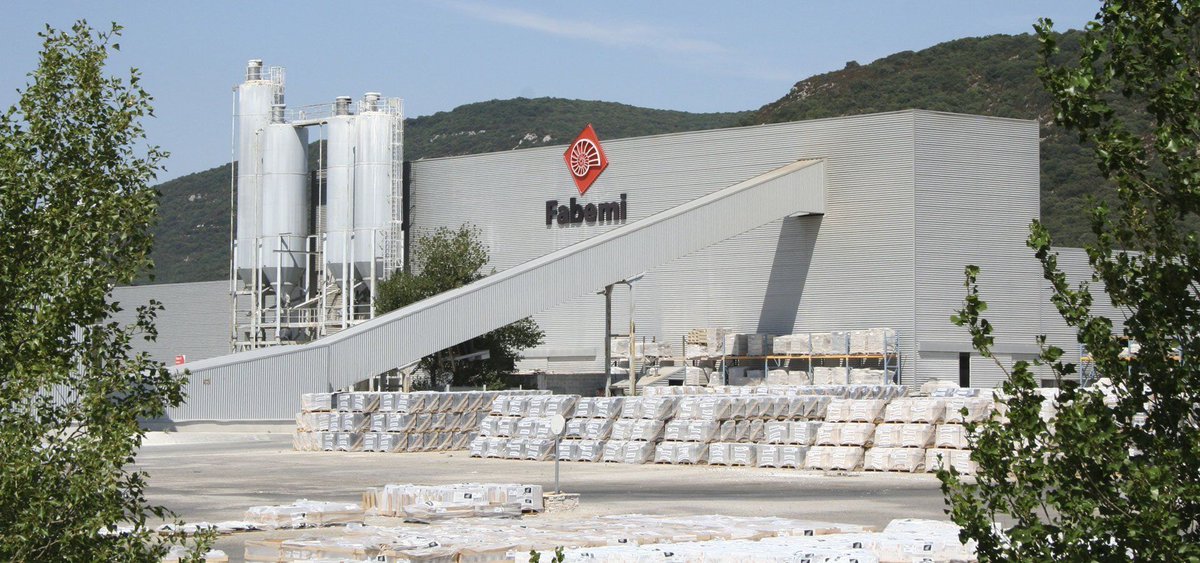 Batidoc's tweet image. Le @GroupeFabemi un groupe engagé dans l&apos;économie circulaire buff.ly/35ADuqG #Fabricant #Béton #Recyclage #économieCirculaire #industrie #écologie #Environnement #Engagement
