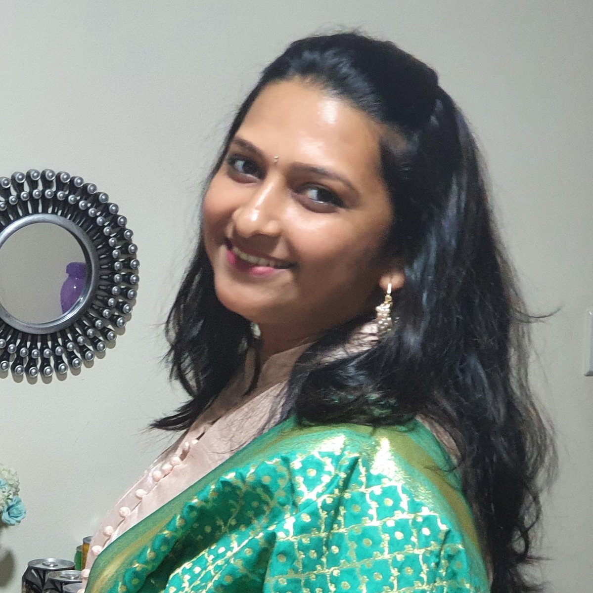 Vaishali_devre's tweet photo. #NewProfilePic https://t.co/LslwTibFT5