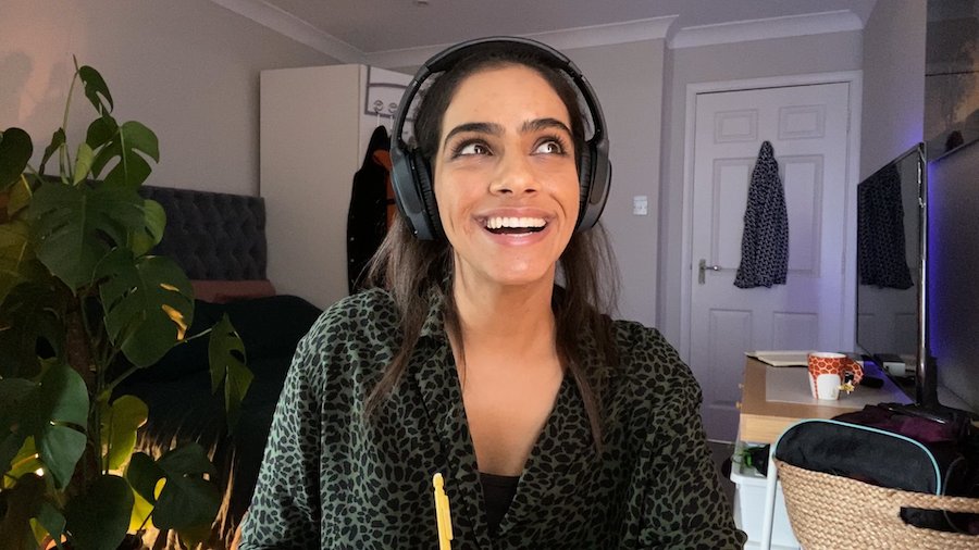 PepperpotTeam's tweet image. Aujourd'hui sort #FiveDates, un jeu de drague virtuel dans lequel on retrouve Mandip Gill.

(On ne savait pas trop quoi faire de cette info, donc on vous la partage ^^)