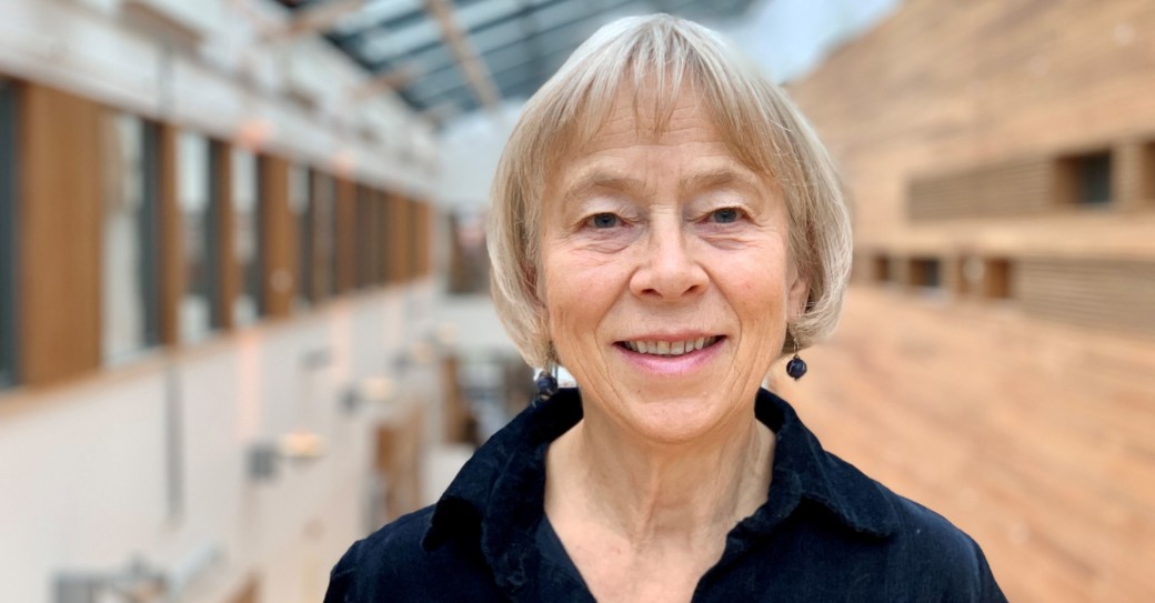 USN_info's tweet photo. USN-professor Ragnhild Lund er kåret til «Årets nettpedagog 2020» av Fleksibel utdanning Norge @NADE_FuN https://t.co/WmgYWqkLmx  Vi gratulerer! @KristianBogen @PetterAasenUSN @Udir @utdanningsf @utdanningsnytt @Pedagogstud @USN_eDU @Kunnskapsdep @Henrikasheim @GuriNilsen https://t.co/to1KpS0MrG