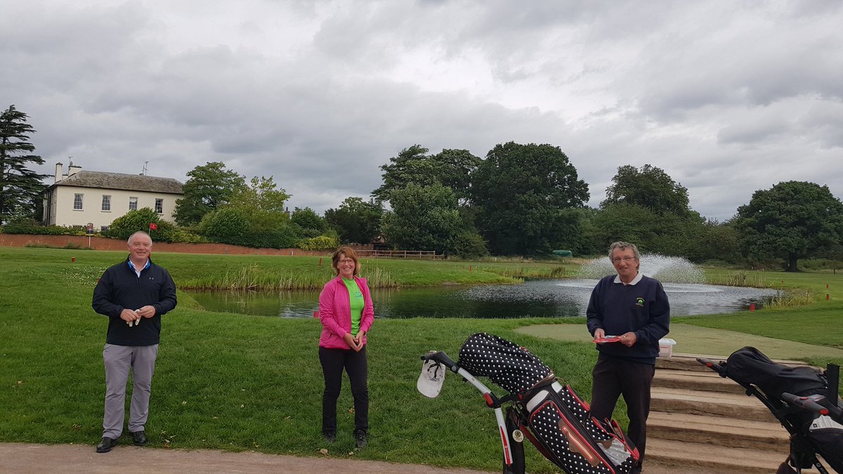 MidlandsGolfer's tweet photo. With @WestwoodGolfer @mandy_ambert & @TonyRog66 this summer @thenottmshire Signature Course #missinggolf https://t.co/xTeuKBSHWw