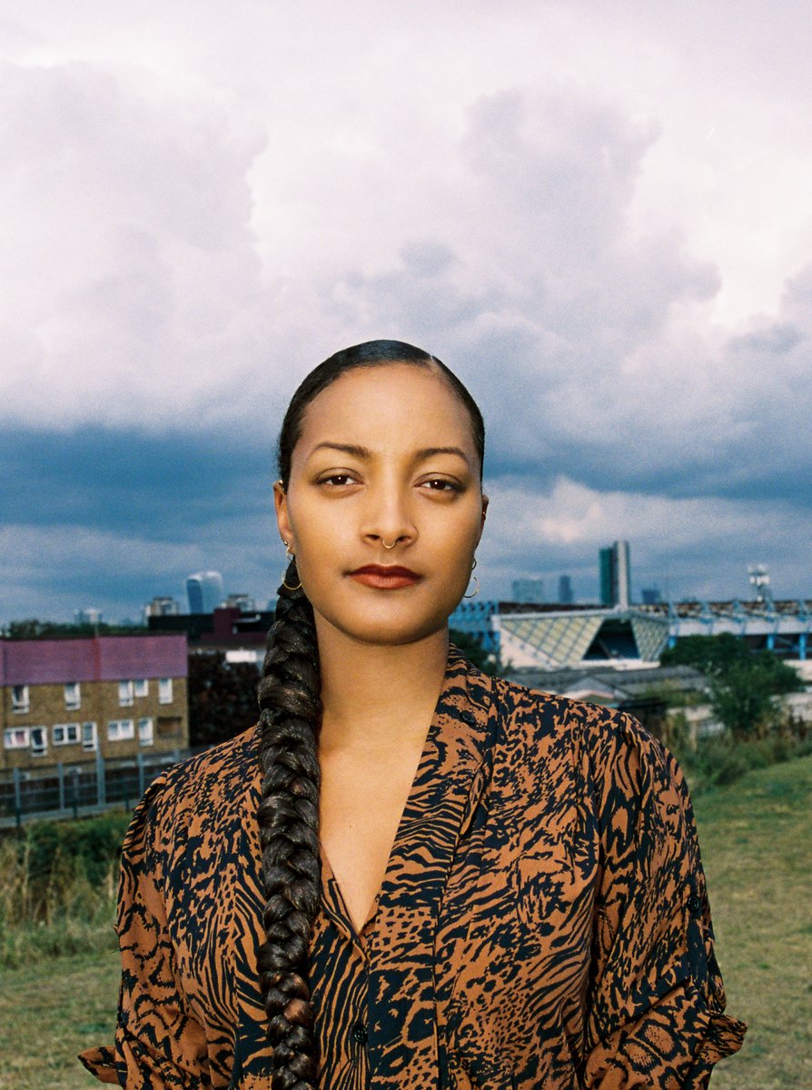 . <a href="/ClashMagazine/">CLASH</a> 

📸 <a href="/smedleyshots/">Smedleyshots</a>