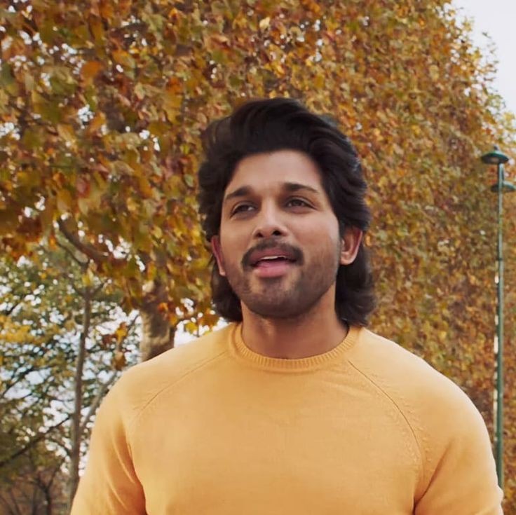 AlluArjunTFC's tweet photo. AVPL classy Look 👌👌
@alluarjun Career Best Look ❤️ https://t.co/EX8HSqS2yn
