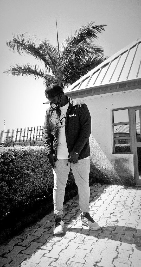 dareal_snow's tweet photo. LEARNING AS I'M GROWING, THAT'S THE EVOLUTION!!! 🔑 👑
#SnowflakeThaMagnificent #StraightFaceGang #GrowthSZN #069TillInfinity #FatBoyEverything #069TillInfinity https://t.co/VsOdFBLDbu