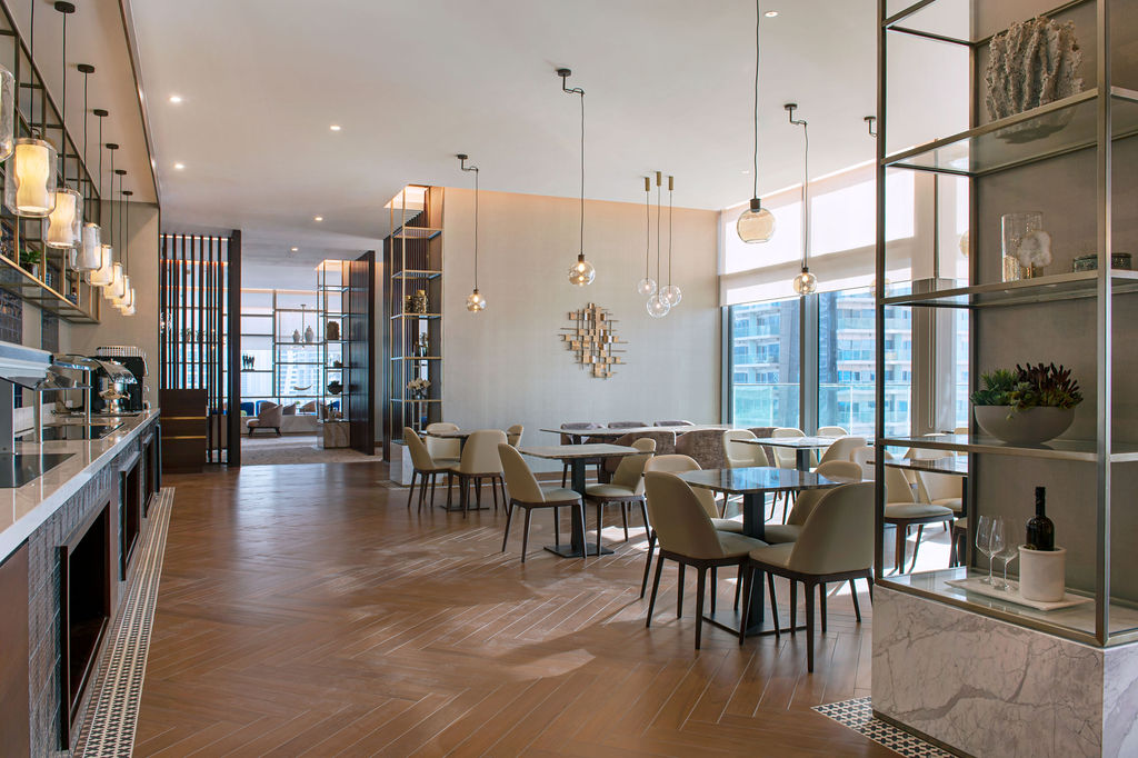selectgroupuae's tweet photo. Amara Lounge, located in Jumeriah Living Marina Gate offers a delectable mix of international favourites and select local specialties to satisfy all palates. Enjoy breakfast from 7am, or dinner under the stars until 10pm on the open-air terrace. 
#marinagate #jumeirahliving https://t.co/5h6TPPrKAJ