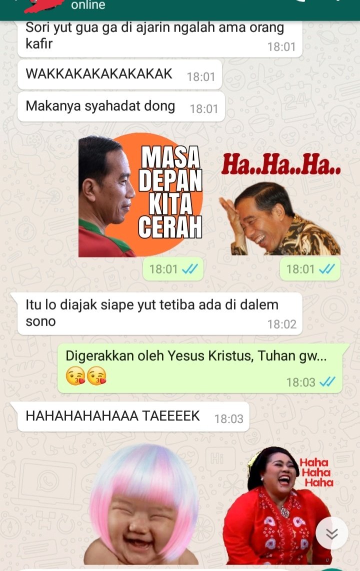 ...Kisah 'pertobatan' sodara gw yg dahulu anti FPI dan kini pengagum HRS.

Perhatikan baik2 alasan 'pertobatan'-nya, merinding pasti bacanya.

*demi keamanan (karna dia bekerja di perusahaan world class) yg tau dia gosah dimention ke orang'y yah, please* (``,)
