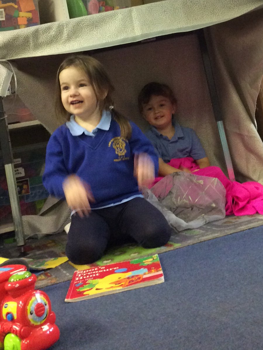 LadyKSch's tweet photo. Flourishing friendships - lots of fun whilst making a den #friendships #earlyyears #PSE #childcare #fundedchildcare #Knowle #Balsallcommon #Bentleyheath #Fenend #Coventry https://t.co/fZN8id9M8H