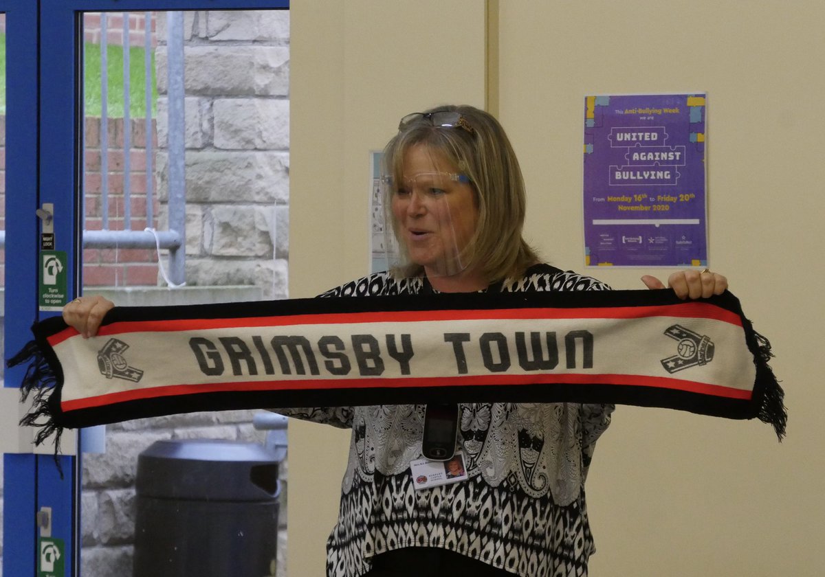 barney_school's tweet photo. (1/2)
🌈 This morning, Mrs Robertson marked #AntiBullyingWeek at Prep School with assemblies on the meaning of being ‘united’ – even managing to include her beloved @officialgtfc in her messaging! 🐟 

🎨 The @BarneyART1 Poster Competition is gaining traction too! https://t.co/FNNeJgVsRO