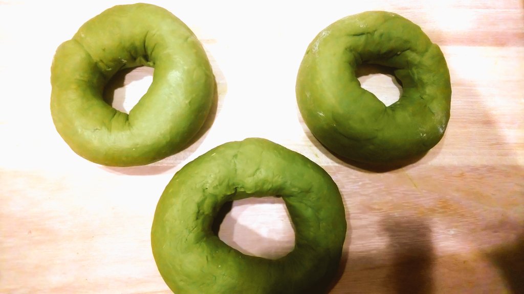 KitchenMagenta's tweet photo. 👽️👽️👽️

#晩ごはん #おうちごはん #料理好きな人と繋がりたい #YouTube https://t.co/iYDp5pcKFU