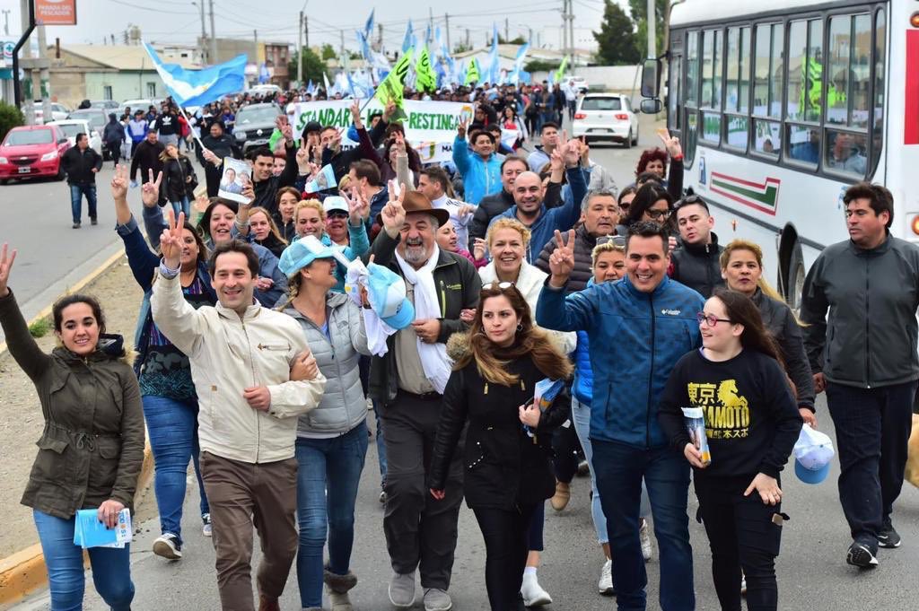 luquejuanpablo's tweet photo. Militar significa defender, apoyar y trabajar colectivamente por los mismos valores y objetivos sociales. En su día, les mando mi más afectuoso saludo para todos y todas los que siguen con pasión este camino y recordar a los que ya no están. #DiaDelMilitante https://t.co/RGJKSE6ssF