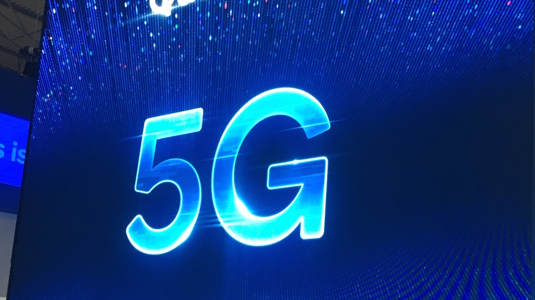 franciungaro's tweet photo. Tutti gli #ostacoli che ritardano il #5G in #Italia e in #Europa.
Lo sviluppo delle #reti5G è tanto lento che compromette non solo l’implementazione dei nuovi #servizi ma anche i previsti #benefici #economici. Questo è l’avvertimento di @ICompetitivita
https://t.co/9IWzotsBcZ https://t.co/QJZahmV1bF