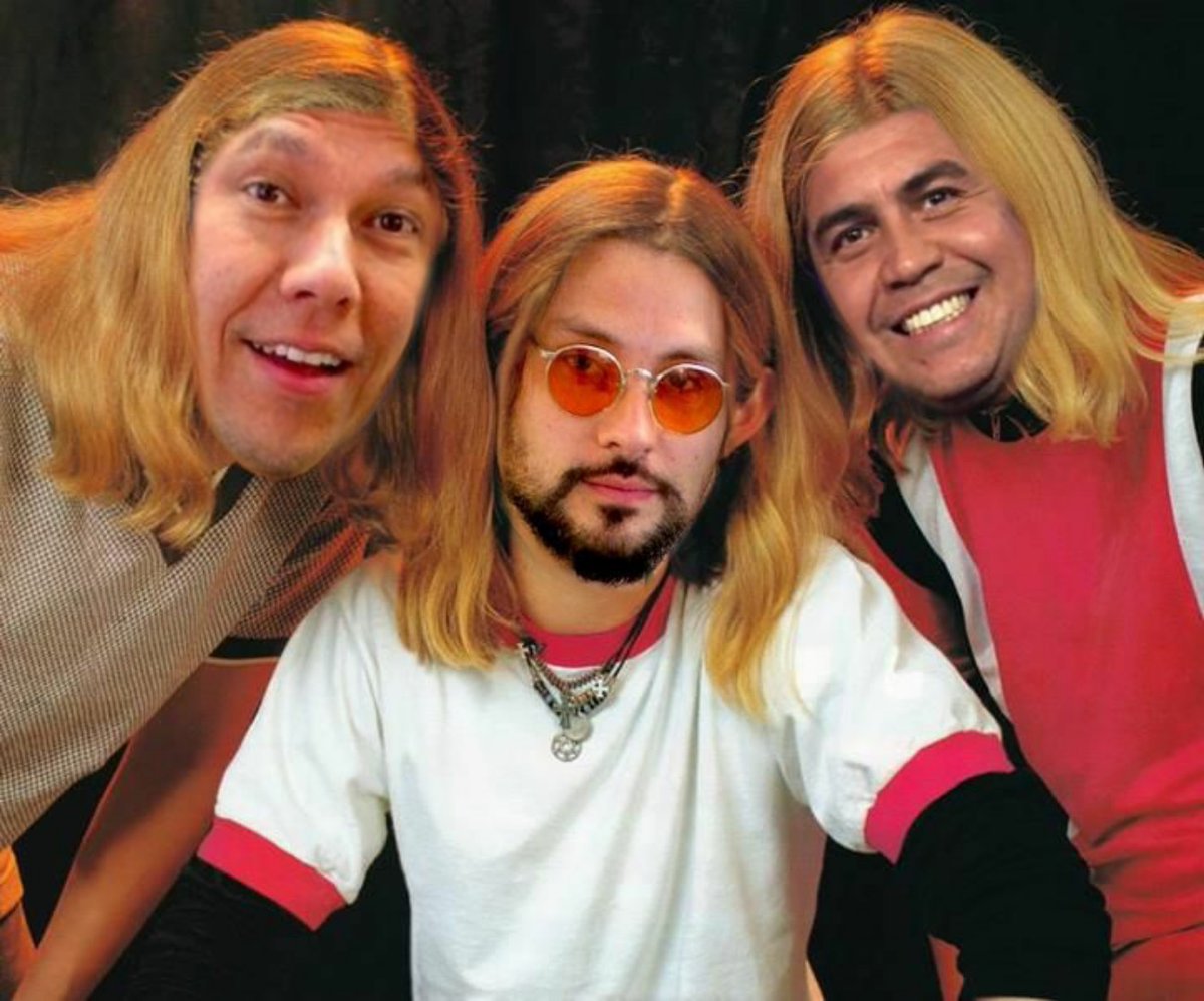 EfemeridesA's tweet photo. Los MagnifiHanson 😂😂😂😂 en #RadioActivaFM
@juakolee @jotaelegodoy @LuchodeChile
Kiu Blondon Boys Hombre¡¡¡ 😅😅😅
#TodosSomosMagnificos https://t.co/gA3wNvTQlo
