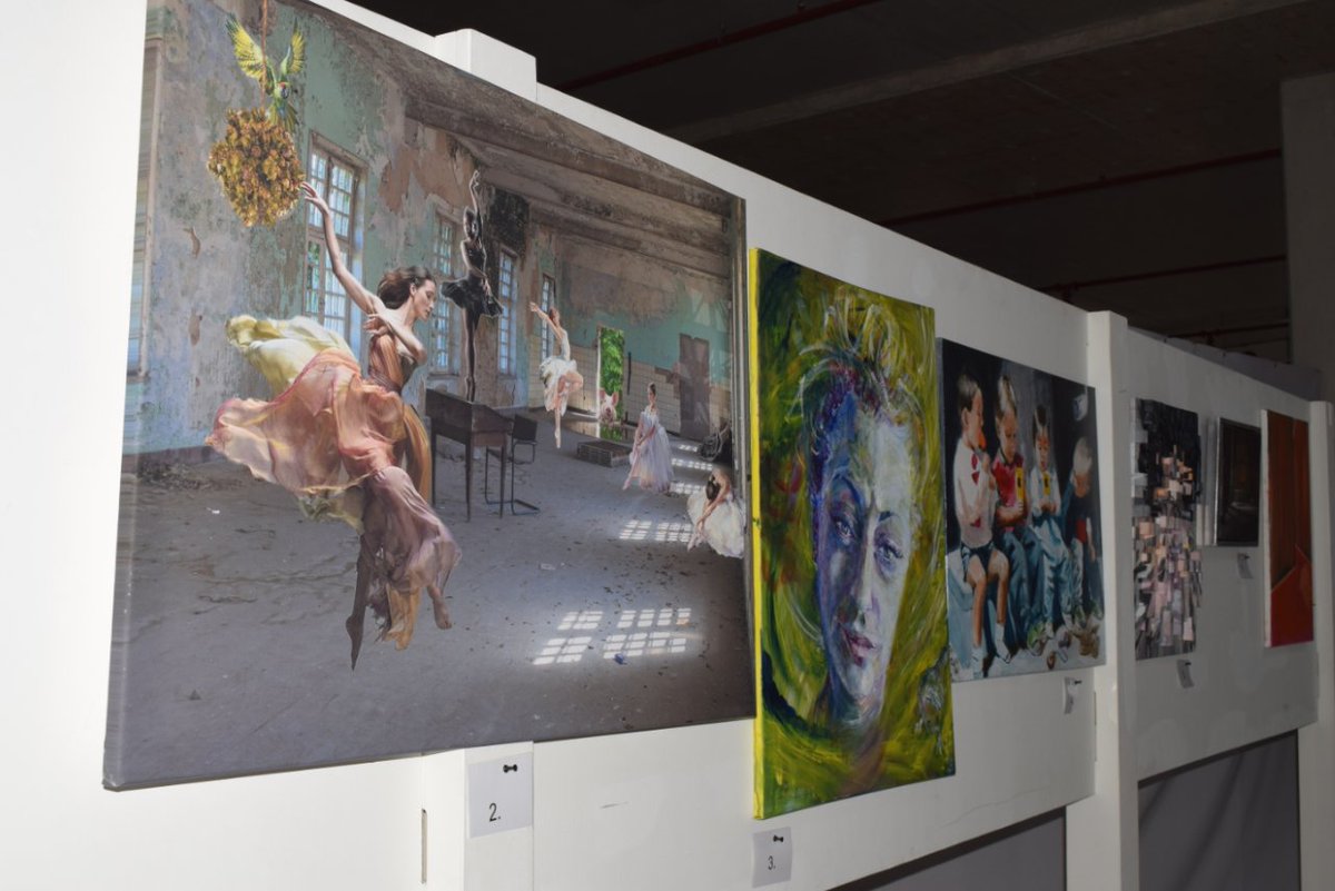 Ben je in Sittard, loop dan langs de gratis expositie So You Think You Can Paint met bijzondere schilderwerken van regionale (amateur) kunstenaars! 🎨🖼 bit.ly/36BQewc