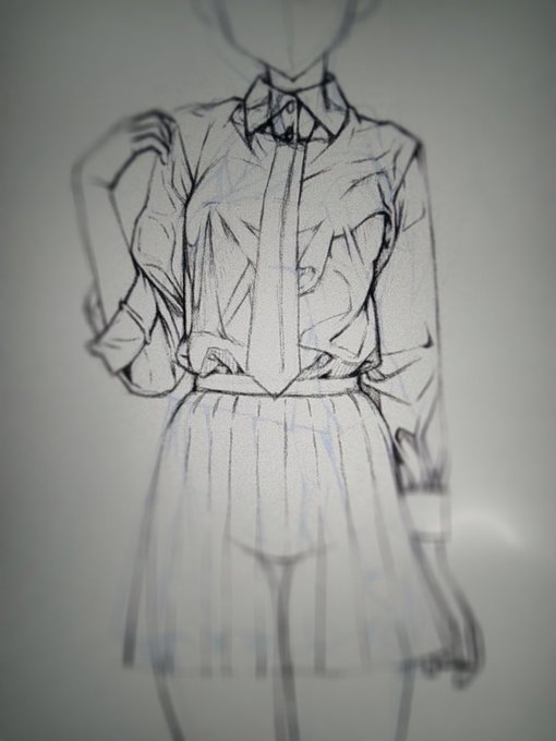 服のムズい···😓 