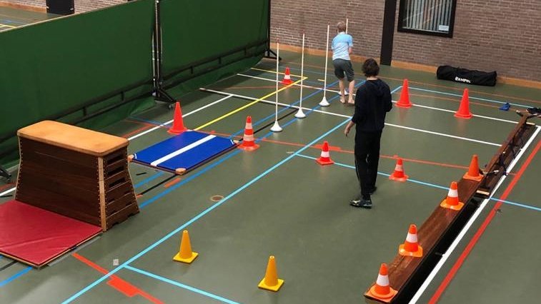 SportDeVallei's tweet photo. Altijd leuk om samen met kinderen te ontdekken waar zij goed in zijn &amp; waar zij een superheld in beweging kunnen worden. #MQScan #gymonderwijs #vakleerkracht #weekvandemotoriek #motoriek #sportenbewegenbereikbaarvooriedereen #sporten #bewegen https://t.co/ATOPCDfa9m