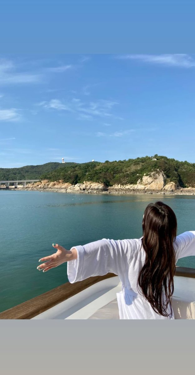 akemi_akelia's tweet image. Dahyun's IG story update

"Seasons Greeting 🦋"

#MAMAVOTE #twice @JYPETWICE