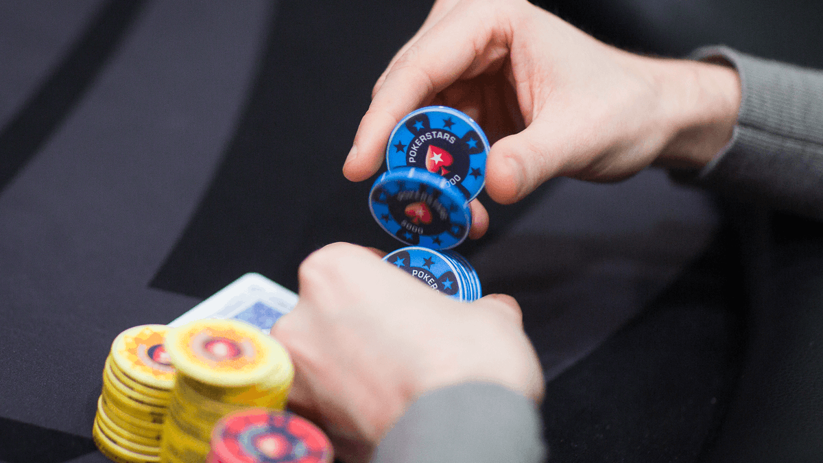 PokerStarsJapan's tweet photo. PokerStarsスクールの「オッズと確率」コースの最終レッスンをアップしました！
「6. ポーカーの長期的な結果」でポーカーに対しての考え方が変わるのか？
https://t.co/FV6MSRLi8i https://t.co/aCoB8ipYJE