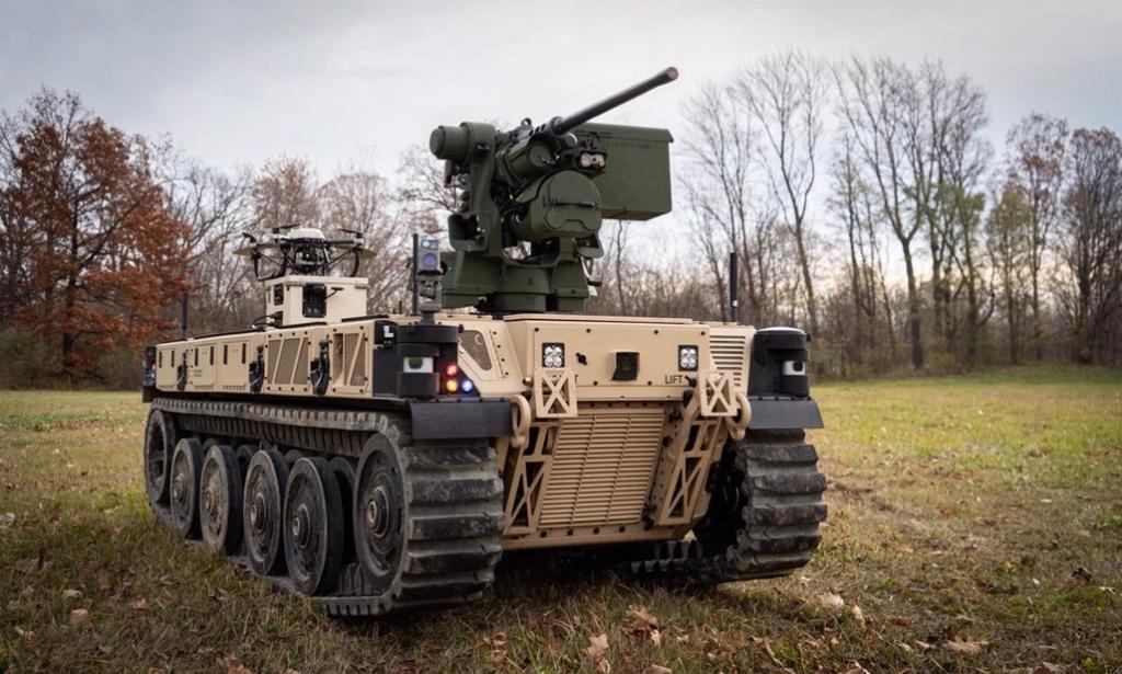 armyfutures's tweet image. Robot-builder @QinetiQ recently delivered the first of four experimental Robotic Combat Vehicles (Light) to the @USArmy for field testing. QinetiQ collaborated with industry partner @PrattMiller and the @CCDC_GVSC on the project. #FuturesCommand spr.ly/6010H1EeM