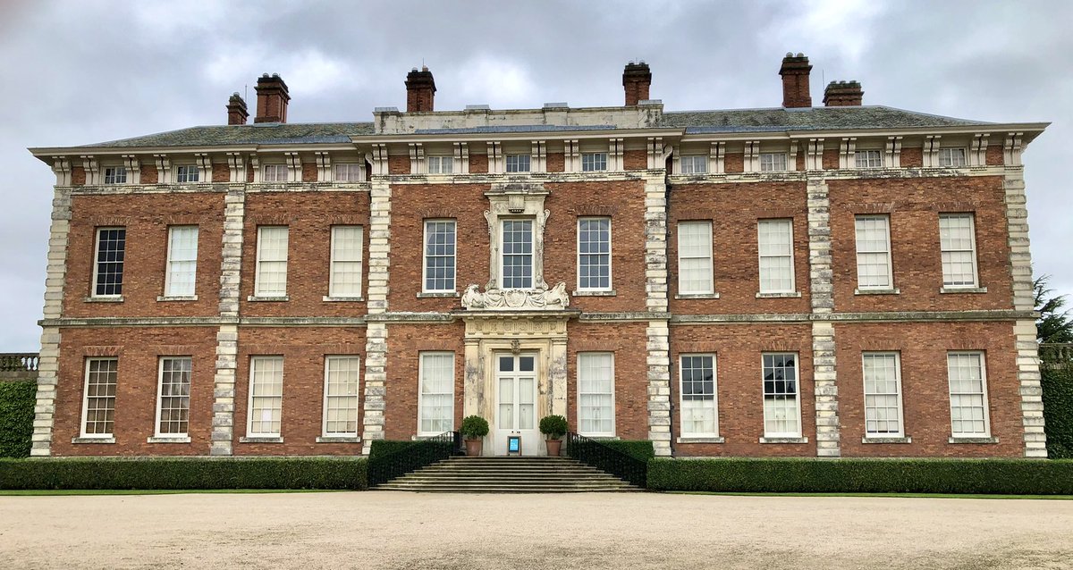 I017597's tweet photo. First time visiting @NTBeningbrough this Summer #beningbroughhall #nationaltrust @nationaltrust #history #gardens https://t.co/sRX0IFY9wI