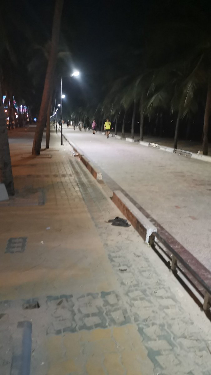sp486161's tweet photo. บางแสนมีไหมวีงล่อแล้วนะ https://t.co/sB9xHTsbZ7