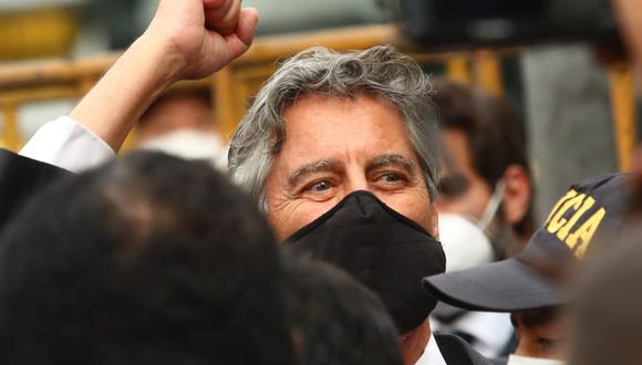 Gestionpe's tweet photo. Sagasti: “Vamos a tener que endeudarnos en más de S/ 30,000 millones para cubrir el presupuesto” ► https://t.co/8upruoZxbN https://t.co/h5HGHjxaQz