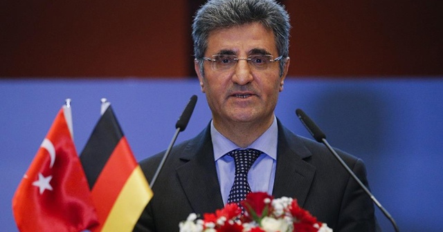 Büyükelçi Aydın, Alman Atlantik Derneği tarafından, NATO'nun gelışacağı ve müttefikler arasında ele alınmasını videokonferans yöntemi ile düzenlenen panelde konuştu.  #NATO #Türkiye habernobeti.com/turkiye-guveni…