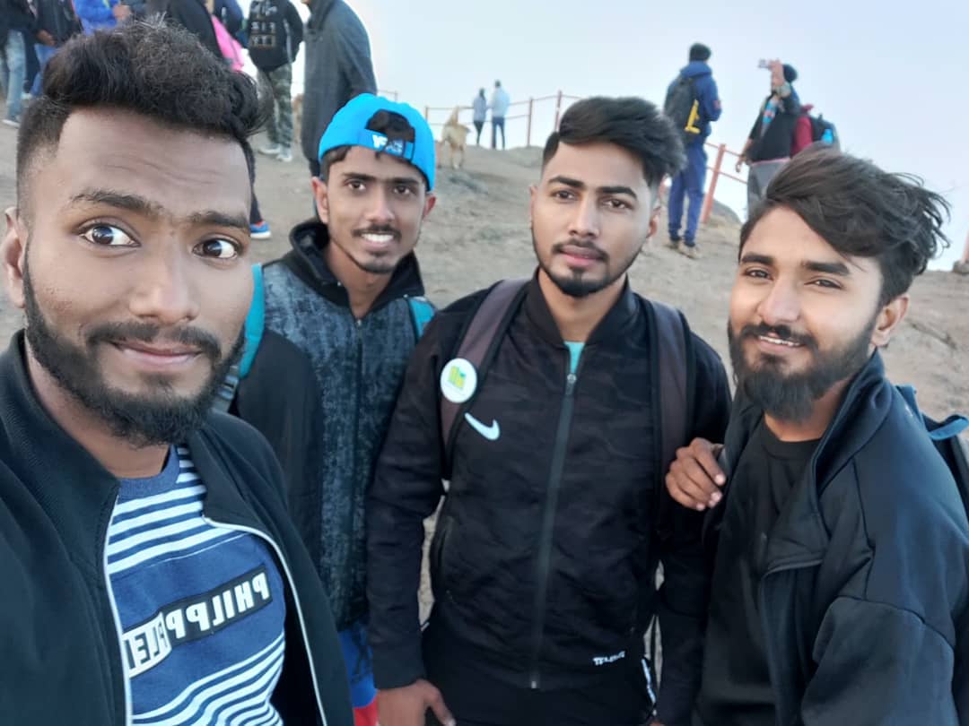 wander_heroes_'s tweet photo. Photos from Last Trek on 04th &amp; 05th  January'20
at Mt. Kalsubai Peak. Successfully completed with lots of unforgettable memories✨.
Join our WanderHeroesIndia family♥️
Stay tuned for more exciting Adventures💯 https://t.co/xnIn9BAgUQ