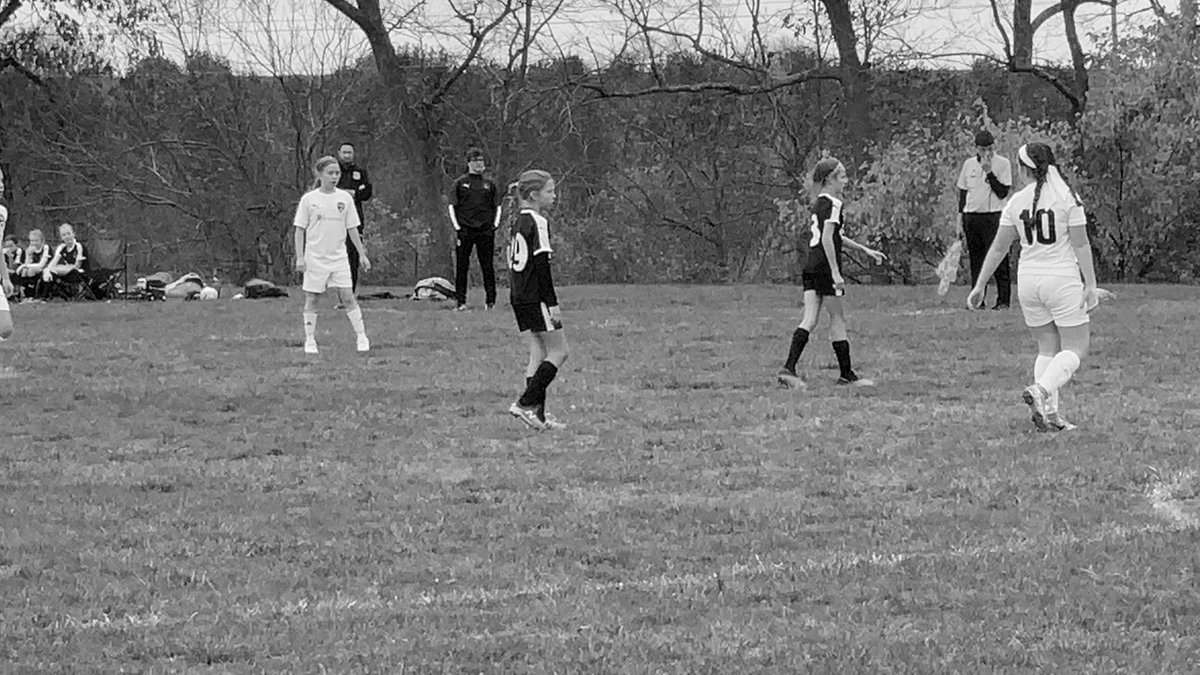 Some pictures from Winnie’s game this weekend! ⚽️
📸: <a href="/krislpatton/">Kris Patton</a> 
•
#football #soccer #fútbol #futbolfemenino #futbolista #futbolistas #footballlife #games #footballseason #soccerlife