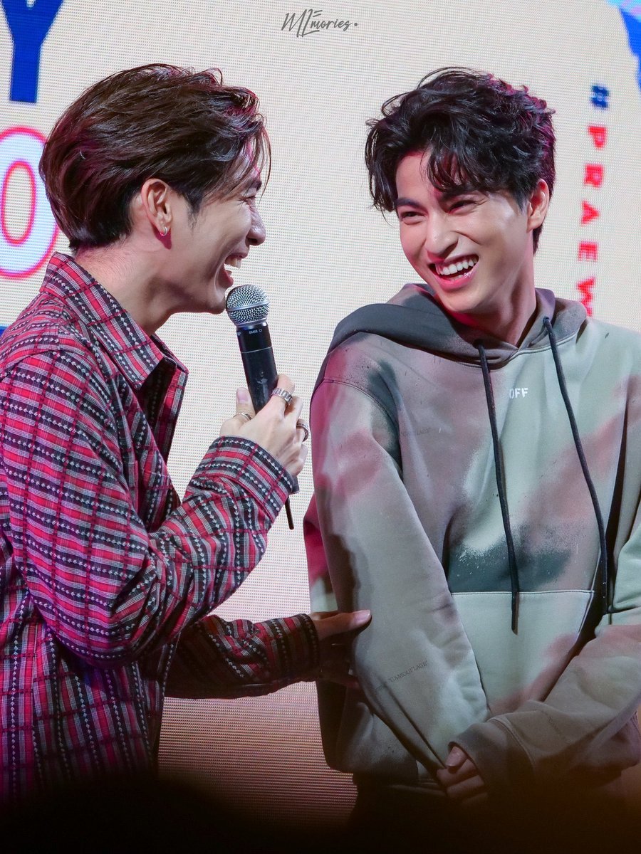 Doyoungismyult's tweet photo. You don’t realize how it makes me feel as a #Mewlion to see Mew finally have someone who is so open, honest, and proud of love. Gulf loves Mew and he is out here proudly declaring that love to everyone around. There is no need to outright tell us the https://t.co/qyPFjZryMj