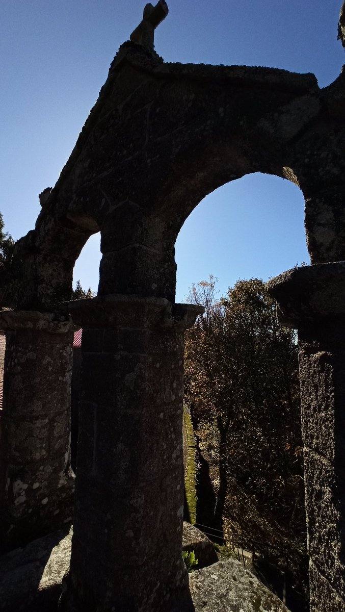 SITAIAGE's tweet photo. @apatrigal apoyamos vuestra defensa de la cultura gallega 👌👏 y la defensa del #rural, no al turismo masificado y sin sentido en San Pedro de Rocas.
No a la tala, para ampliar la carretera.
#orgullorural2020 @xunta @mitecogob @Pacoboya https://t.co/31CfX1XCLh