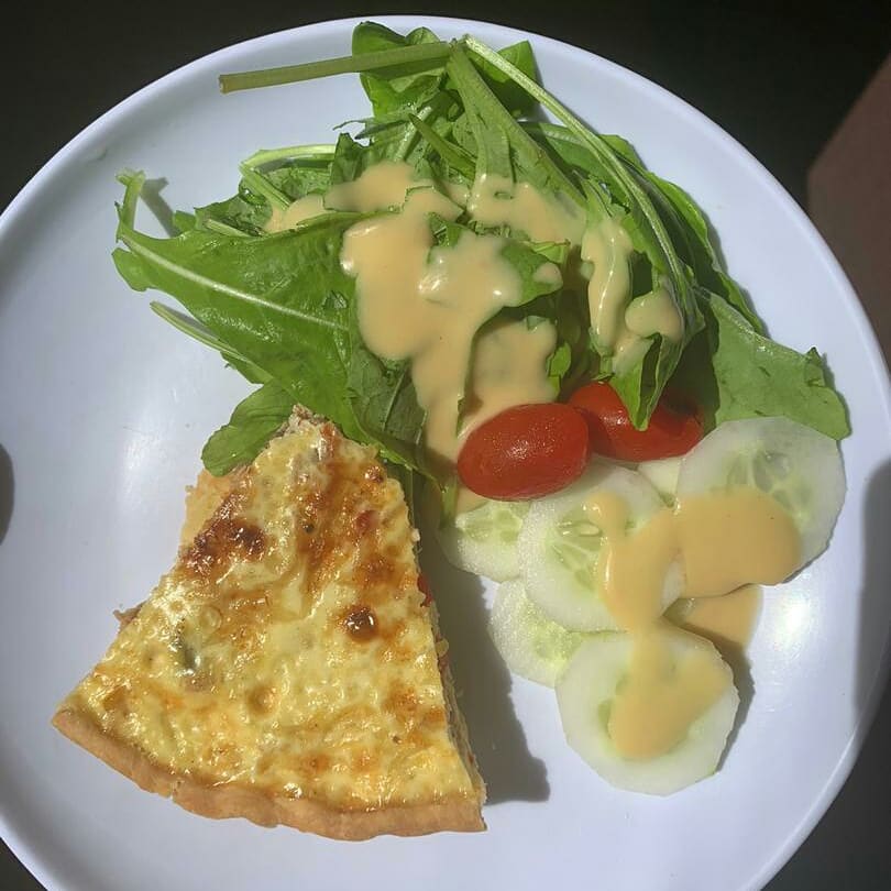 DGourmands's tweet photo. La délicieuse quiche thon et Légumes 😋 ......Commandez et vous m'en donnerez des nouvelles !!! https://t.co/eu7JyCB3c6