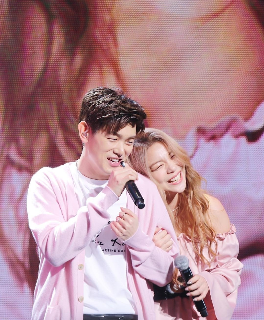 Happy birthday to The Forever Friend , Eric Nam!         