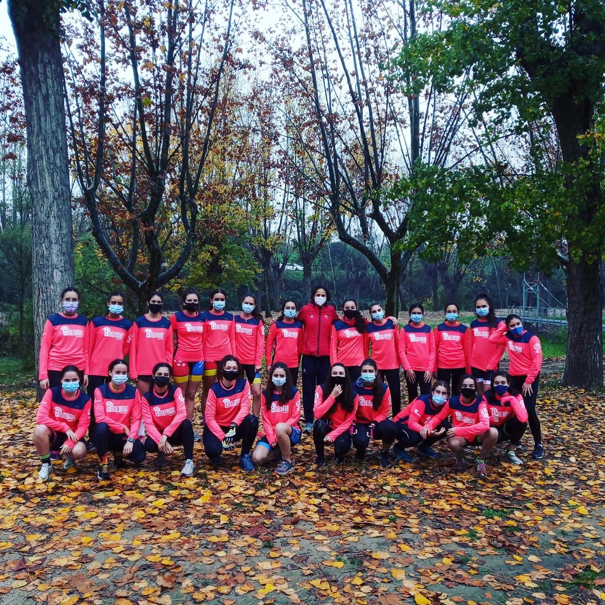 FMTriatlon's tweet photo. Encuentro Amazonas celebrado el pasado sábado en las instalaciones deportivas de Puerta de Hierro.

Muchas gracias por la asistencia y la colaboración!!!

Nos seguiremos poniendo en contacto con el resto de clubes/escuelas.

#triatlonmadrid #FETRIAmazonas https://t.co/2y0gcLnZbW