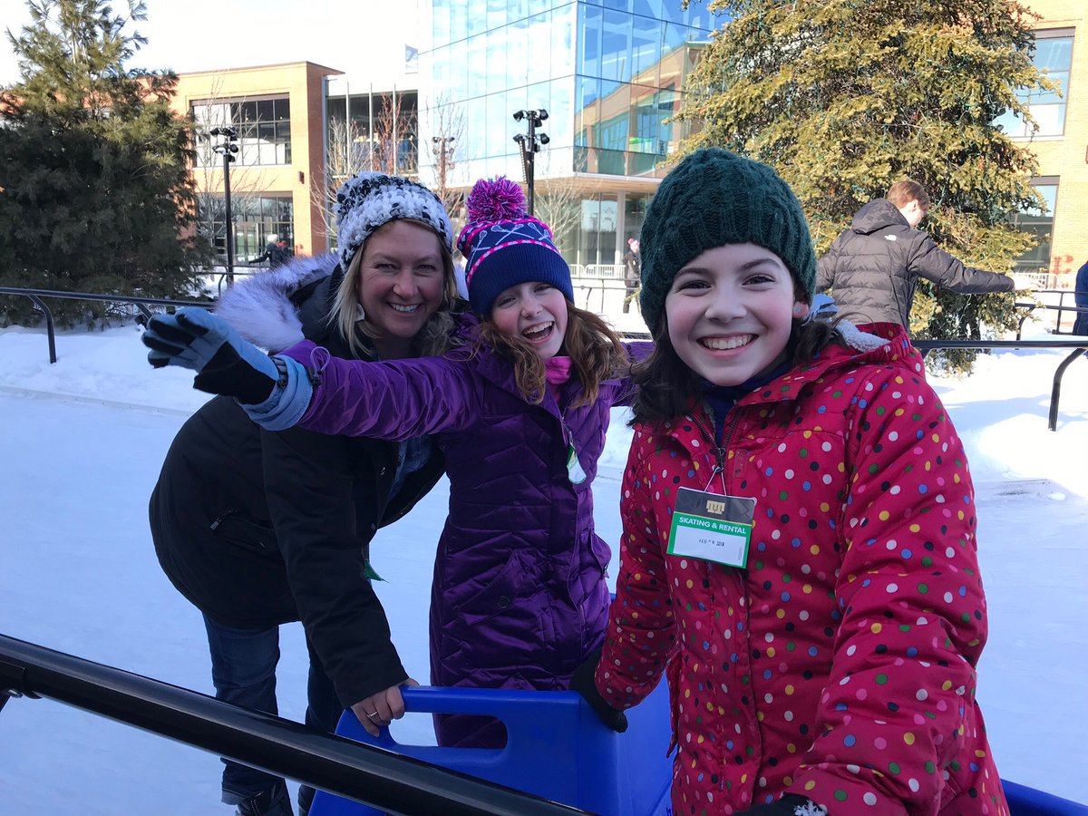 aclermont's tweet photo. #TTwinterFUNderland skating day!❤️❄️⛸ https://t.co/DydoglEyVn