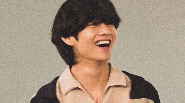 archivefortae's tweet photo. taehyung has the most beautiful smile ever https://t.co/jIu7FRrH5r