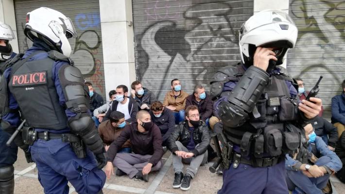 Συλλήψεις διαδηλωτών ''στο σωρό'' από την Αστυνομία! Η σημερινή επίθεση κυβέρνησης και Αστυνομίας δεν θα μείνει αναπάντητη!

#κυβερνηση_Μητσοτακη 
#Πολυτεχνειο