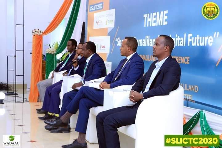 Khadar_EIbrahim's tweet image. Thank you minister @DrAbdiweliSoufi for the award of the Somaliland ICT conference. It was a moment to reflect on how Somaliland is rich in tech and innovation.kudos to @MinistryofICT1.#SLICTC2020